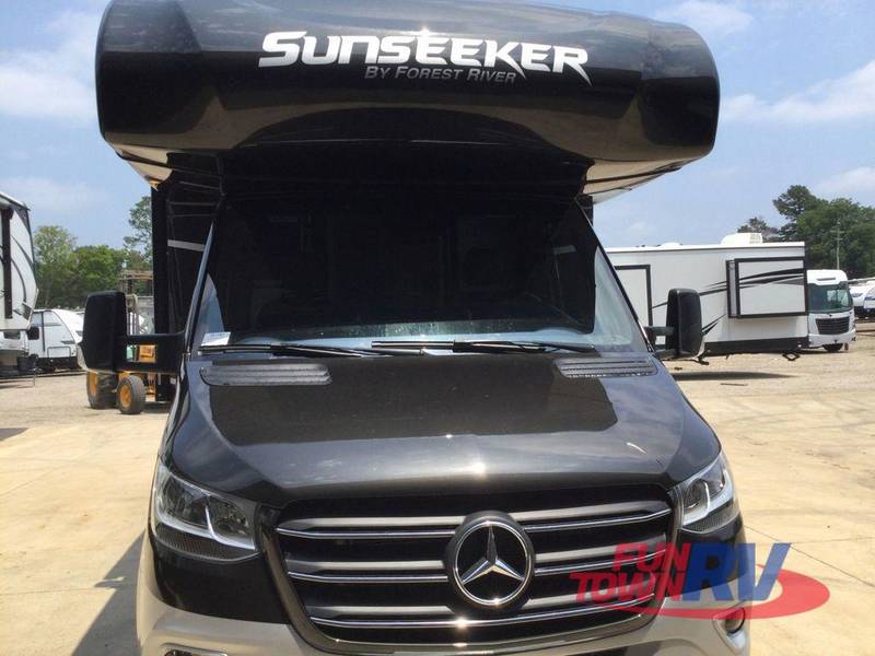 2023 Forest River Sunseeker MBS 2400B Class C RV For Sale In Mineola