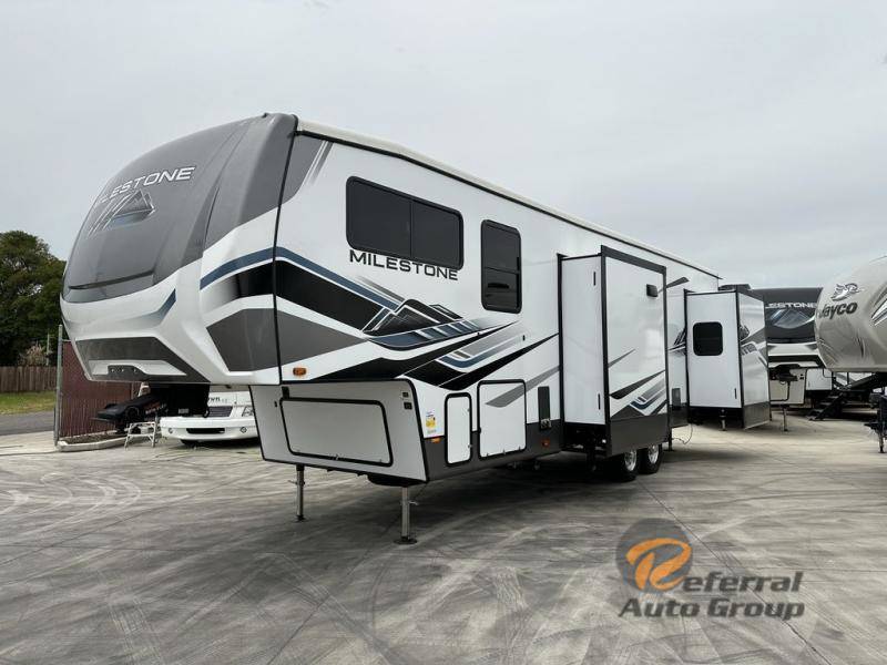 Referral Auto Group RV Dealership 10RVs