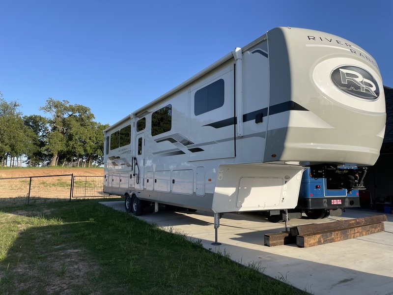 River Ranch RVs For Sale 10RVs