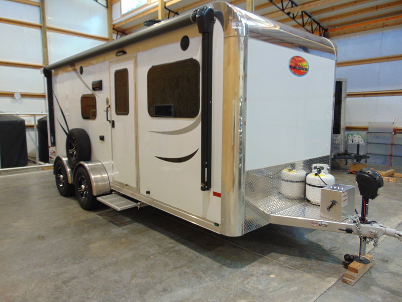 Sundowner RVs For Sale | 10RVs