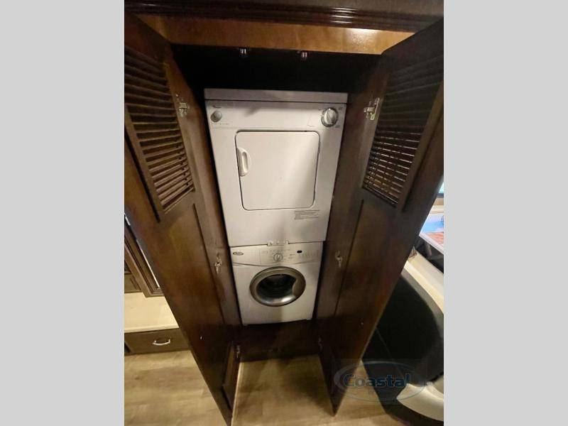 2017 Thor Motor Coach Palazzo 36.1 Class A Diesel RV For Sale In