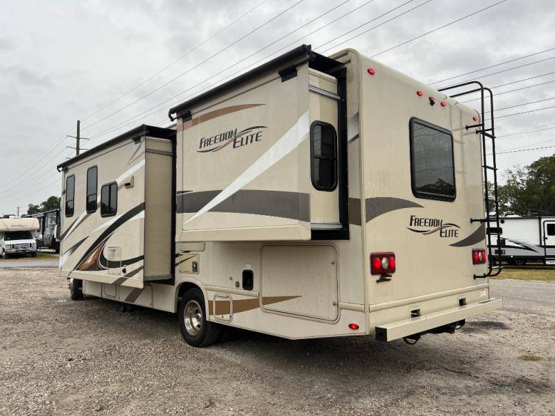 2017 Thor Motor Coach Freedom Elite 29FE Class C RV For Sale In