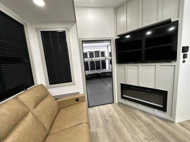 2024 Brinkley Model G 4000 Travel Trailer RV For Sale In Duncan, SC 10RVs