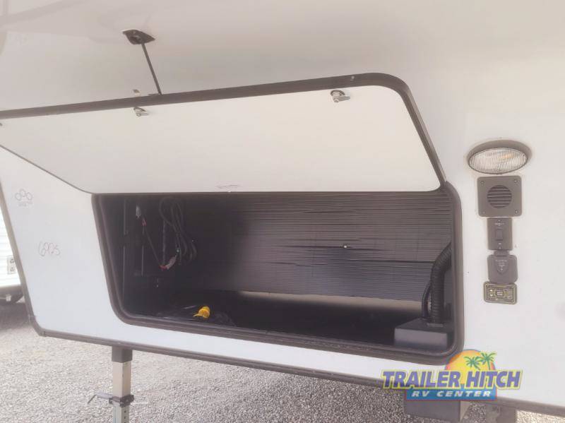 2022 Prime Time Crusader 335RLP Fifth Wheel RV For Sale In Nipomo, CA