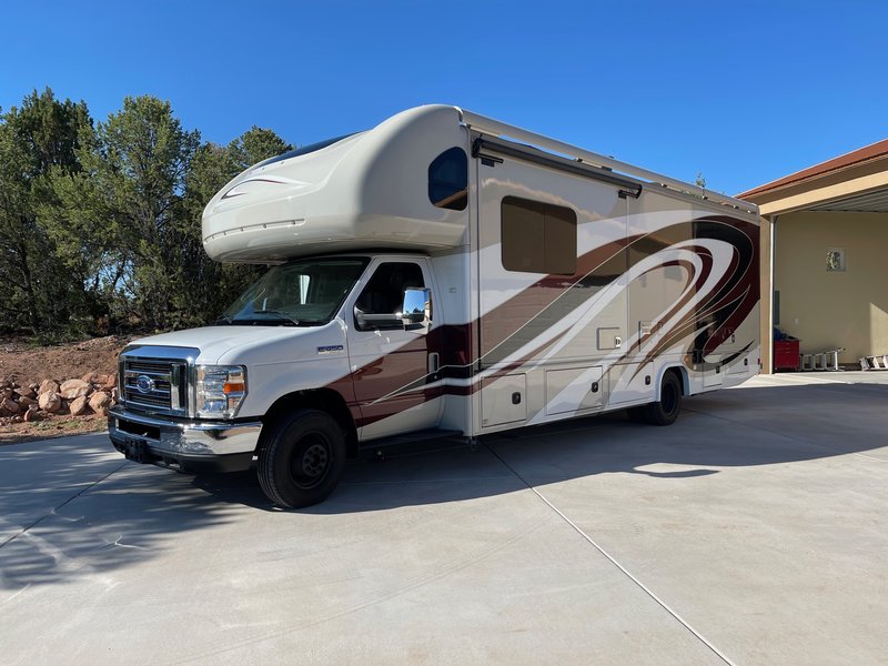 Jamboree RVs For Sale 10RVs