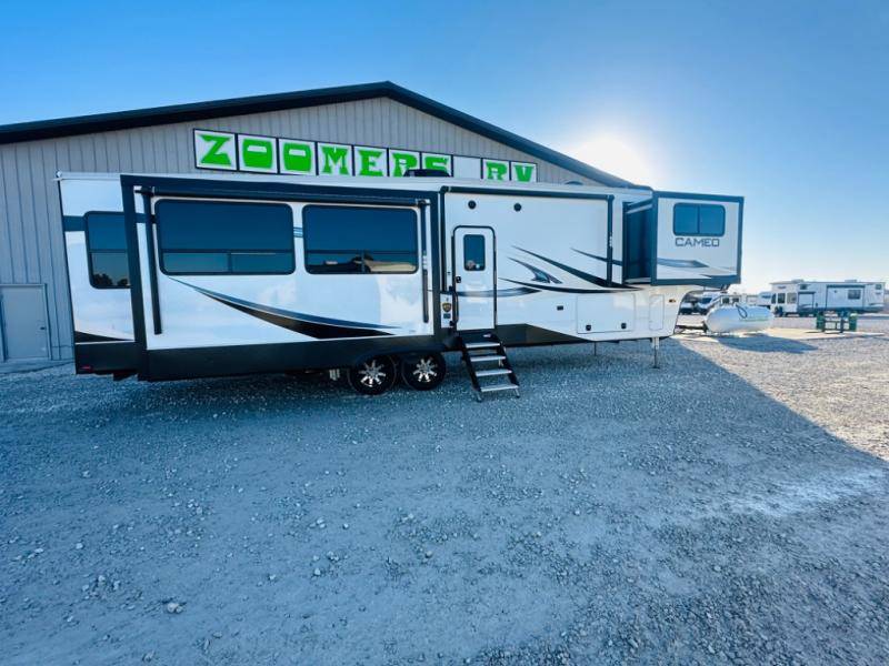 2022 CrossRoads Cameo CE3701RL Fifth Wheel RV For Sale In Lamoni, IA