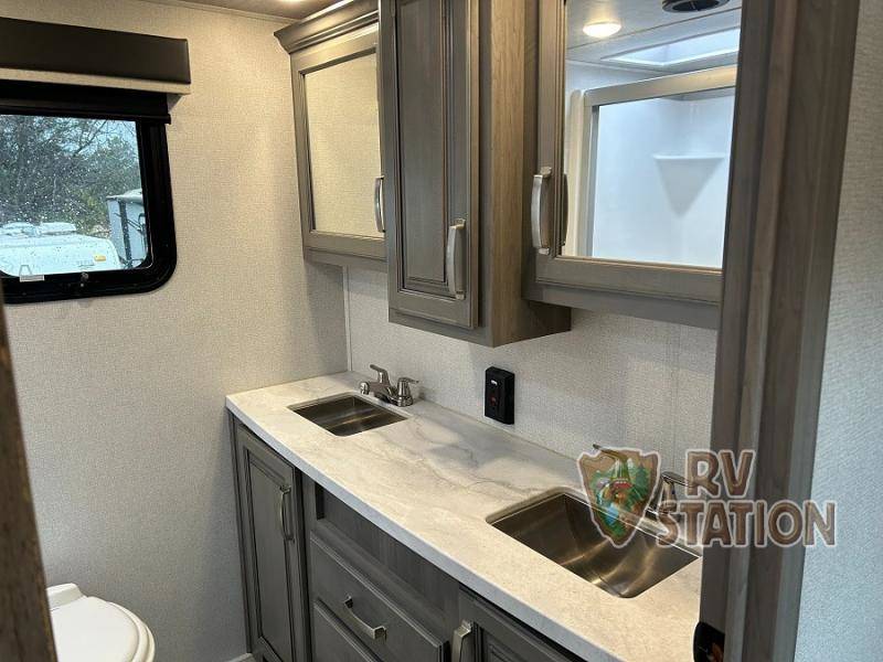 2021 Keystone Montana 3231CK Fifth Wheel RV For Sale In Colbert, OK 10RVs
