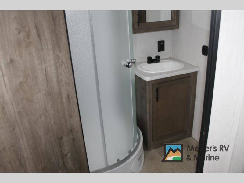 2022 Forest River Vengeance Rogue 25V Toy Hauler Travel Trailer RV For